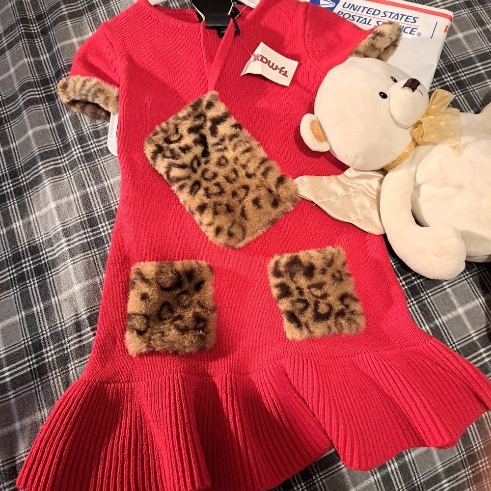 * RED RACHEL ZOE  Perfect   (Unique )Holiday Sweater Dress  / (GIRL'S)  size 5-6